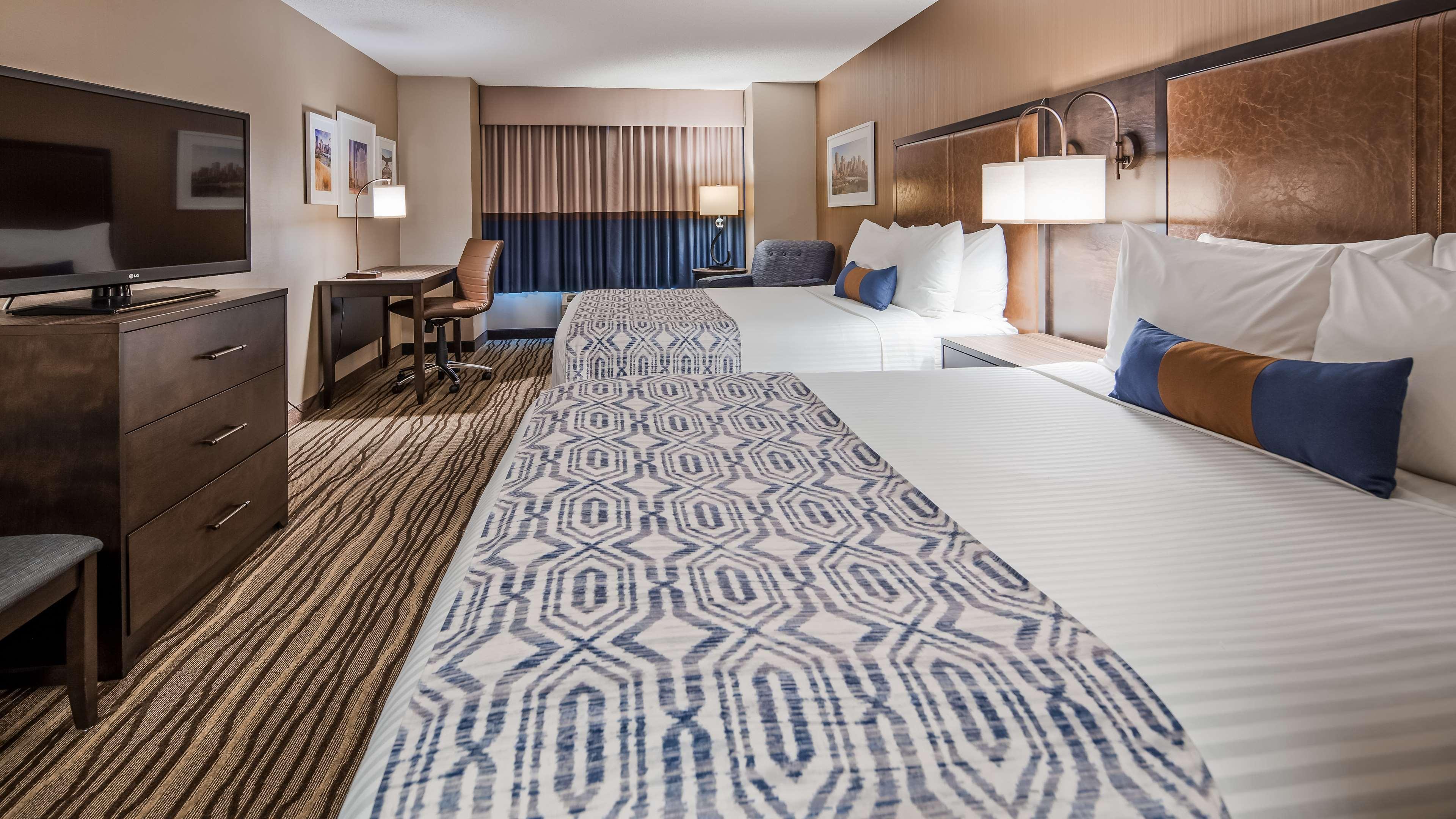Best Western Plus Calgary Centre Inn Екстер'єр фото