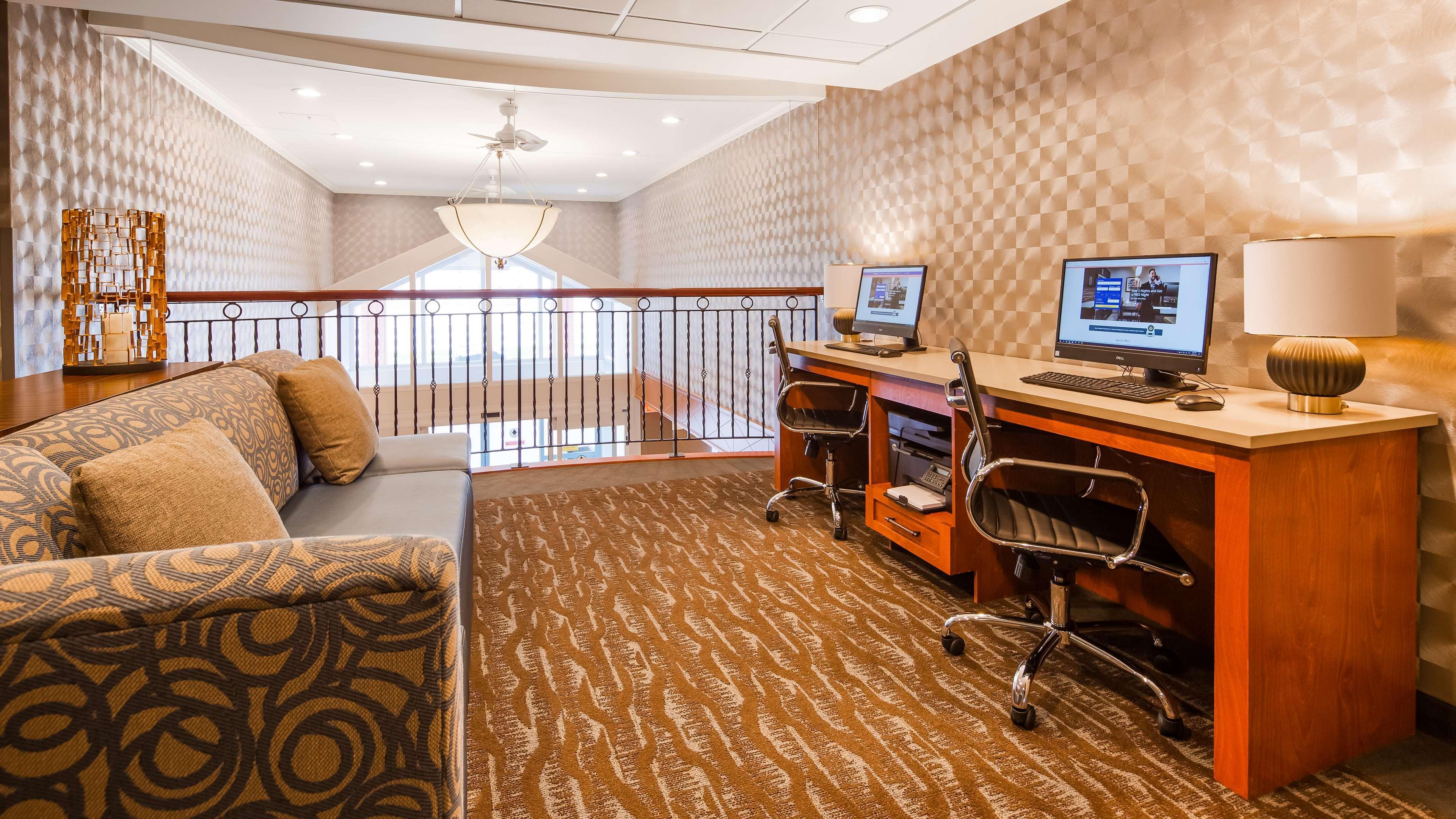 Best Western Plus Calgary Centre Inn Екстер'єр фото