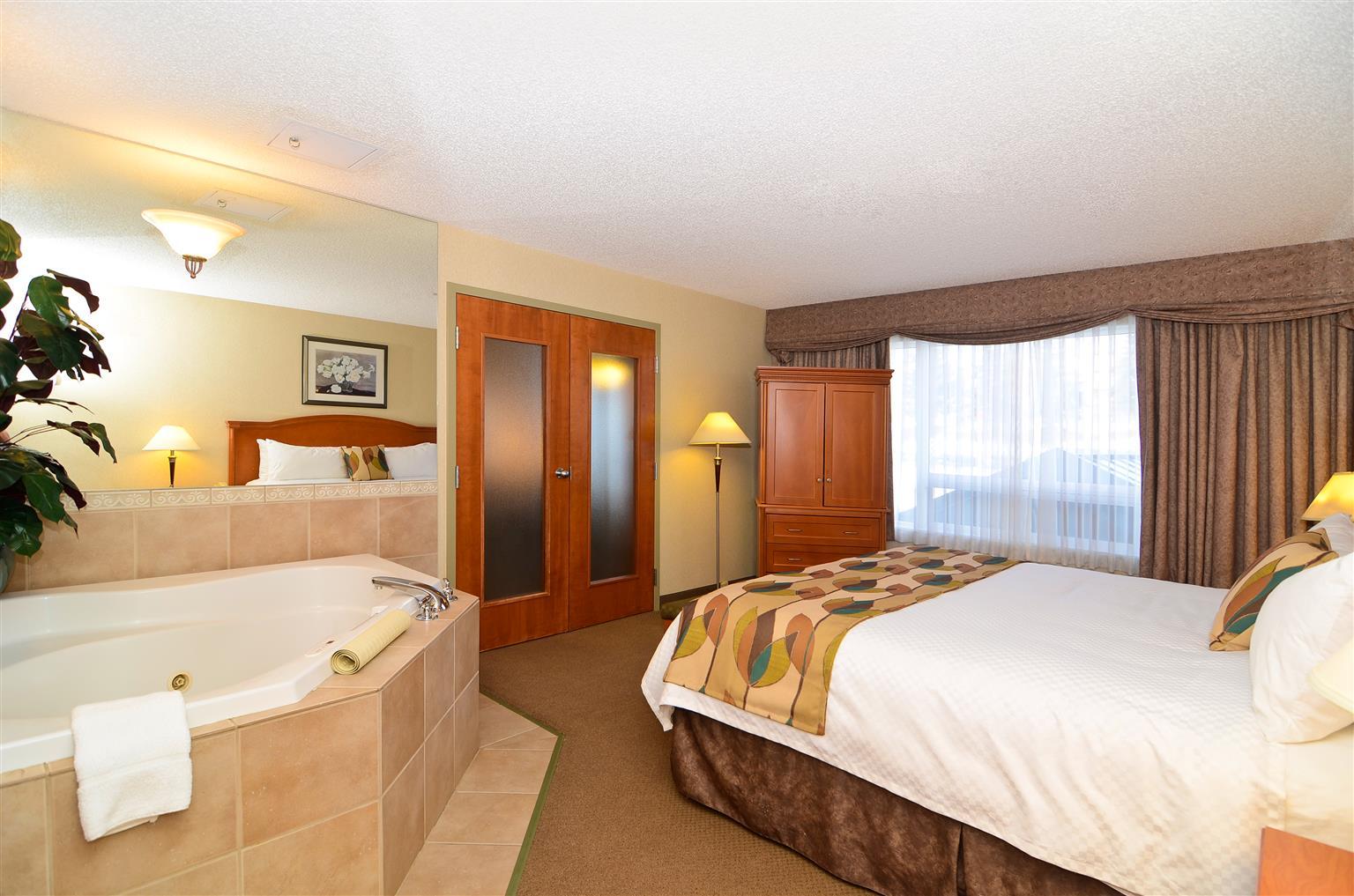 Best Western Plus Calgary Centre Inn Екстер'єр фото