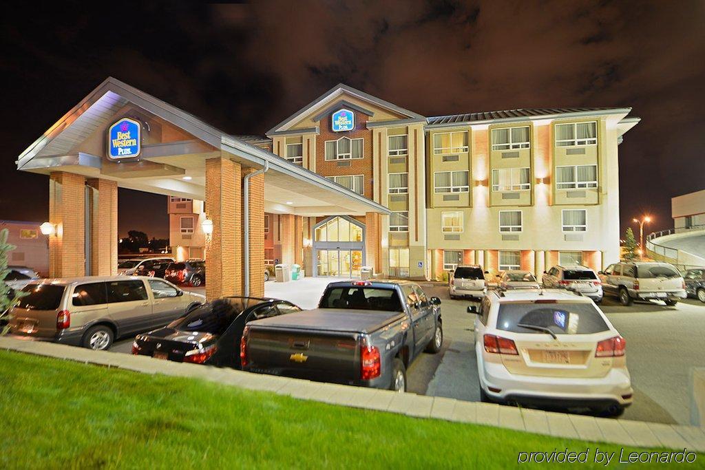 Best Western Plus Calgary Centre Inn Екстер'єр фото