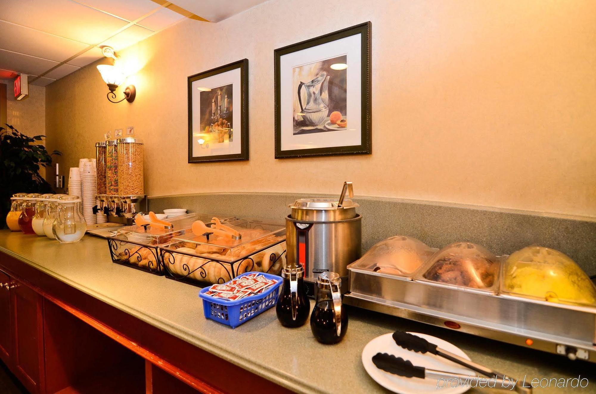 Best Western Plus Calgary Centre Inn Екстер'єр фото